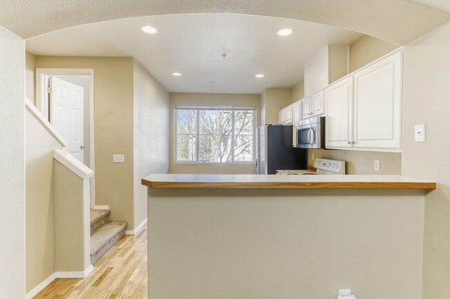 Building Photo - 14120 SW Barrows Rd