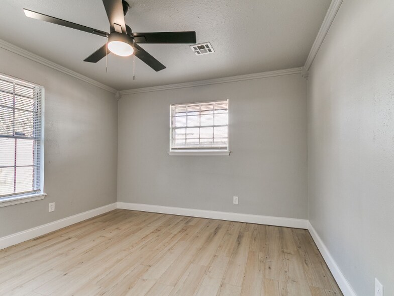 Building Photo - 7625 NW 26th St