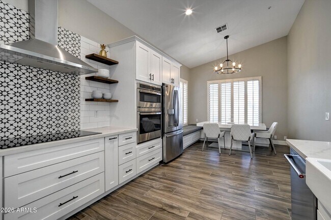 Building Photo - 9045 E Casitas Del Rio Dr