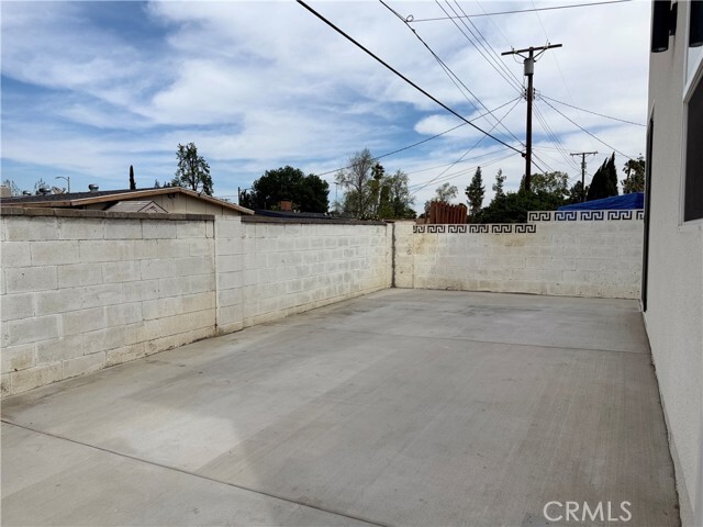 Building Photo - 22913 Sherman Way