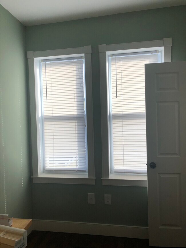 Back bedroom - 1339 S Newkirk St