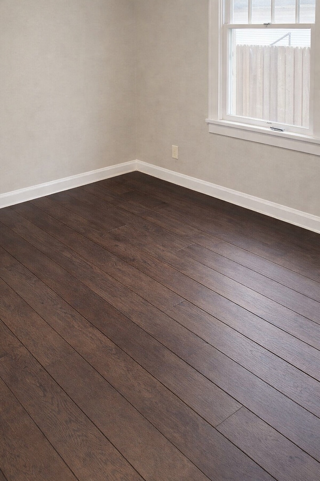 Building Photo - 1753 E Kenworth Rd