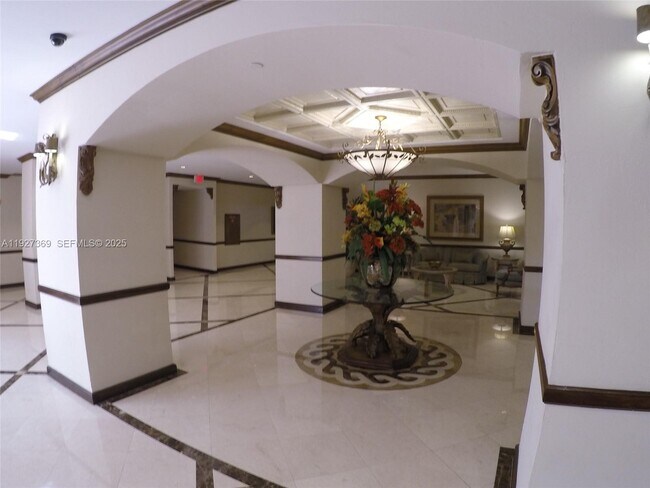 Building Photo - 18151 NE 31st Ct