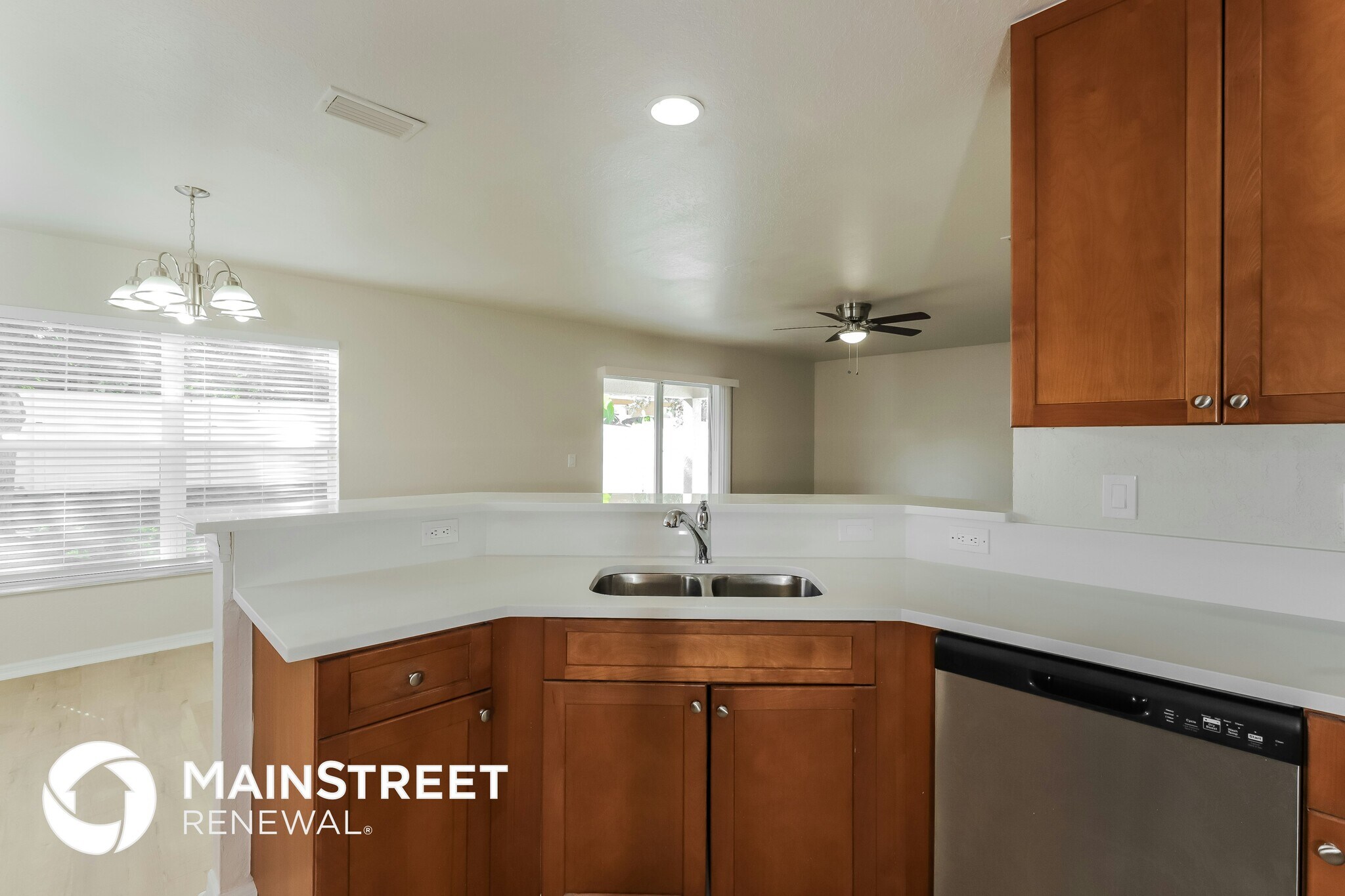 Building Photo - 11420 Bay Gardens Loop