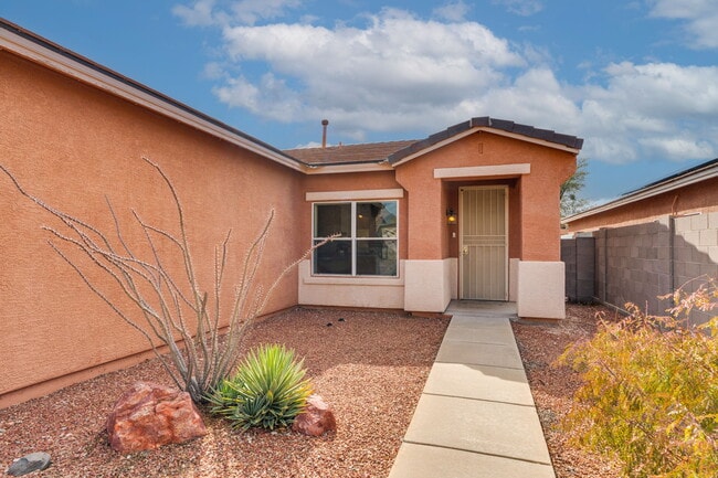 Building Photo - 10252 E Wasp Spring Dr