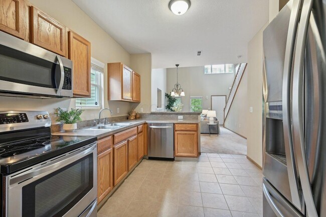 Building Photo - 3978 Summerstone Dr