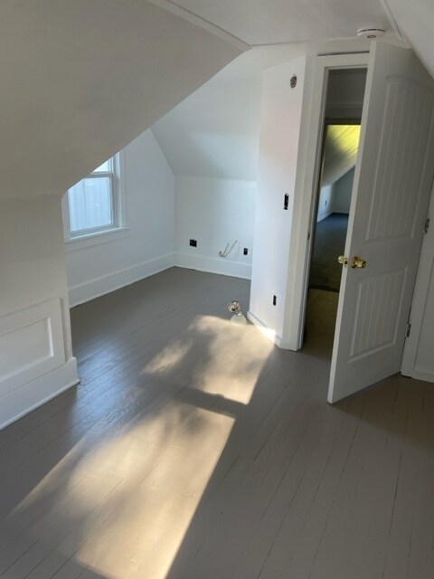 South looking upstairs bedroom - 1101 Newell St