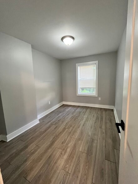 Building Photo - 26 Yale Ave