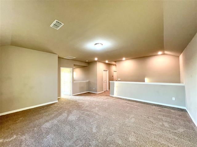 Building Photo - 633 Hidden Cove Dr