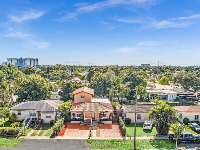 Building Photo - 6460 SW 2nd St