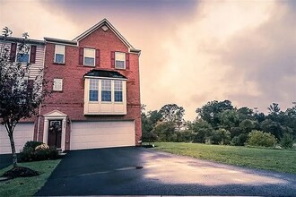 Building Photo - 3023 Grey Fox Cir