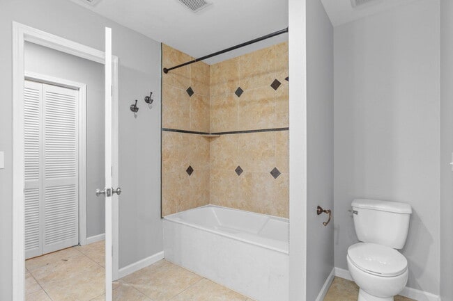 Building Photo - 202 Stephen Ave