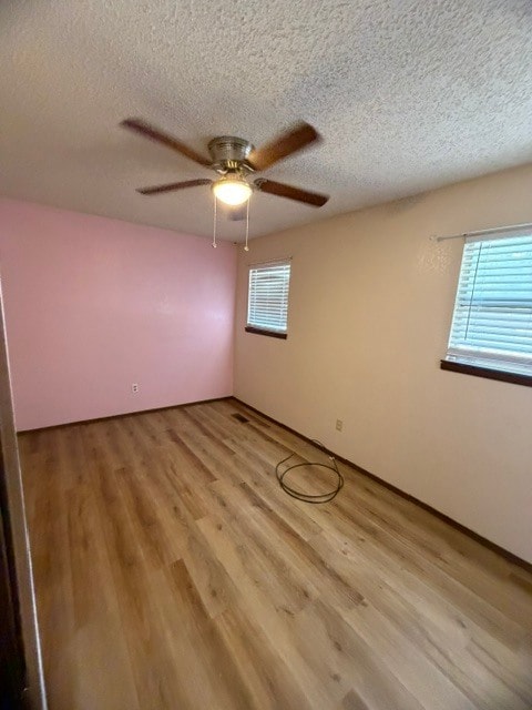 Building Photo - 303 Racquet Dr