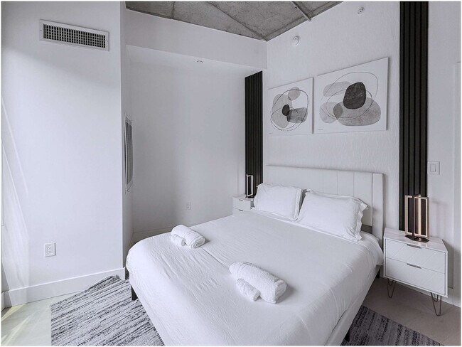 Building Photo - 1247 N 2nd St