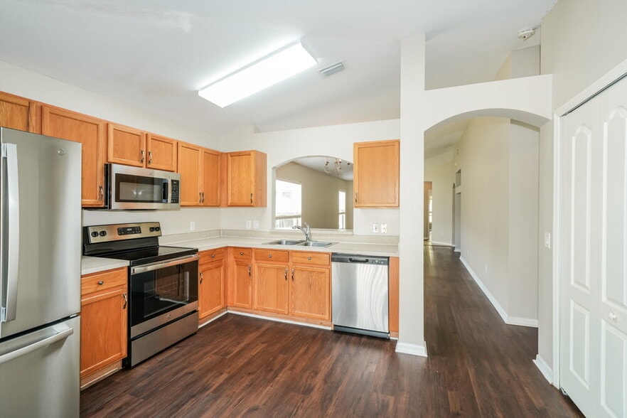 Building Photo - 10704 Navigation Dr