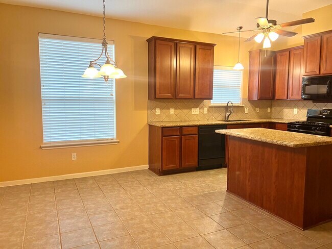 Building Photo - 6302 Richland Hills Dr