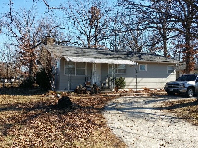 Newly Remodeled - Photo Coming Soon - 1201 Woodland Ave