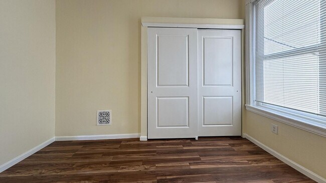 Building Photo - Renovated 3BR/1.5BA North Philly Home with Open Layout & Rear Yard