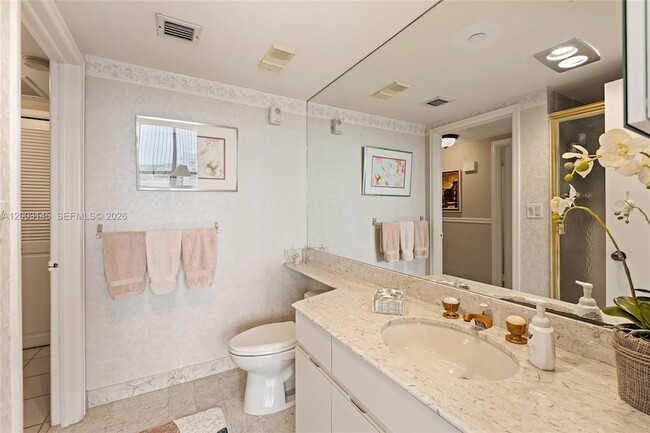 Building Photo - 11113 Biscayne Blvd