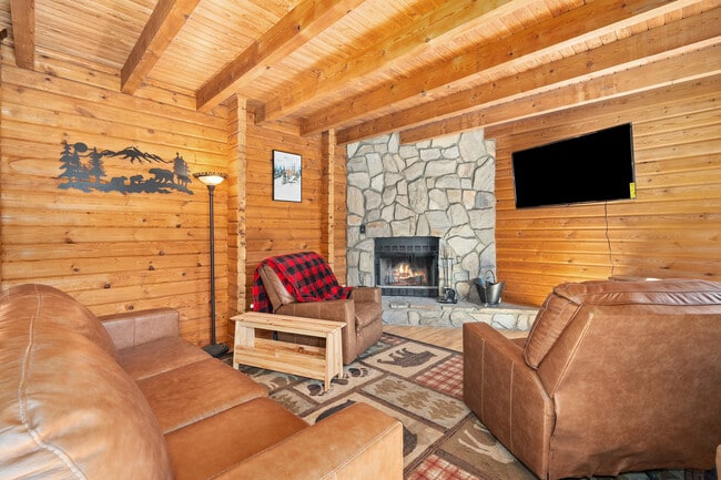 Building Photo - 168 Valley Creek Dr