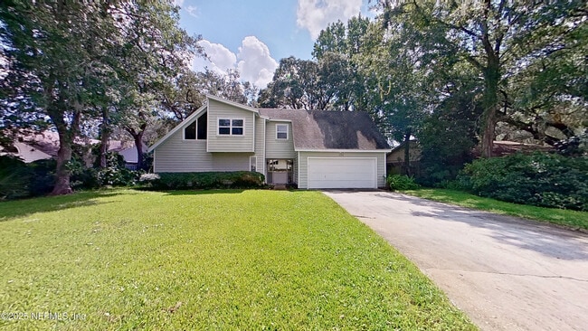 Primary Photo - 1115 Hamlet Ct
