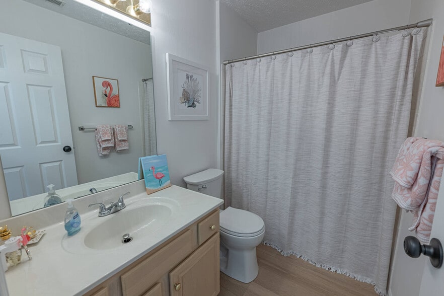 Building Photo - 6561 Brigham Sq