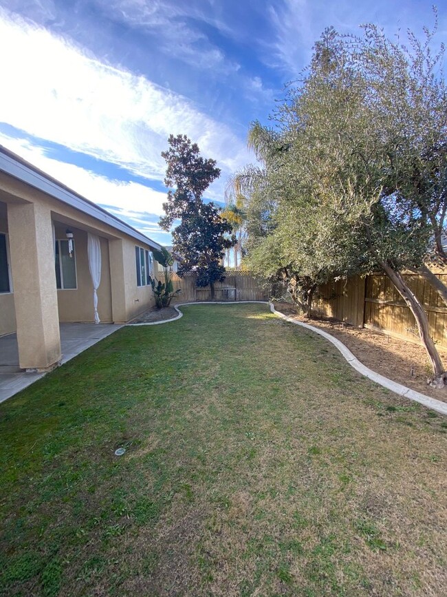 Building Photo - Gated home in Brighton Estates