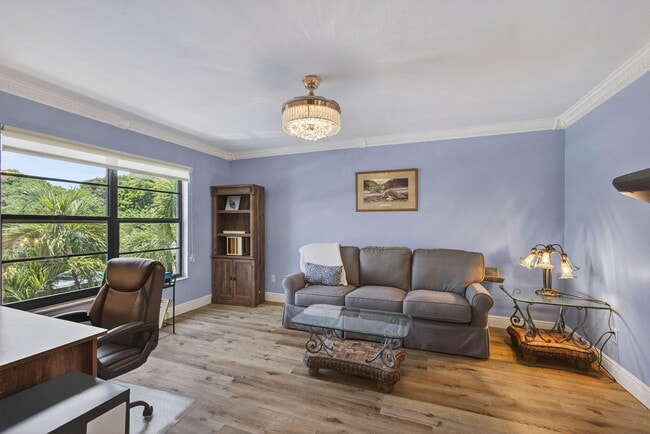 Building Photo - 300 N Hwy A1A