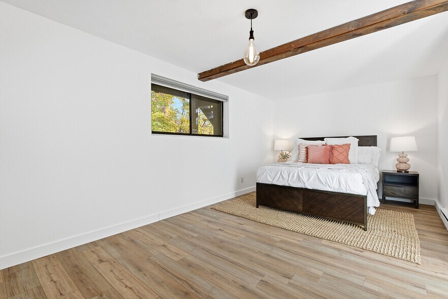 Building Photo - 1 Myrtle Hill Rd