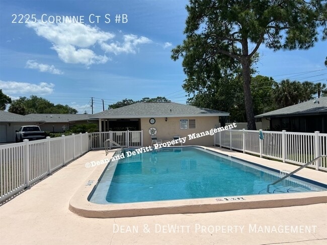 Building Photo - 2225 Corinne Ct S
