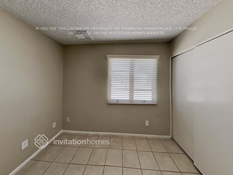 Building Photo - 13830 N 47th Ave