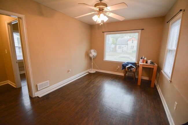 Building Photo - Homey House Near Goose Egg Park Available ...