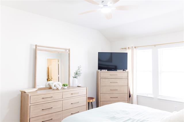 Building Photo - 6505 Waterfall Ln