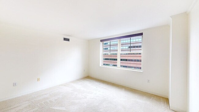 Building Photo - 150 Staniford St