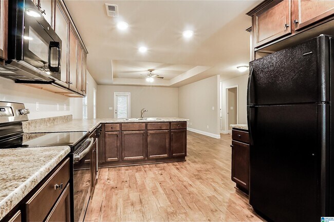 Building Photo - 413 Marsh Cir