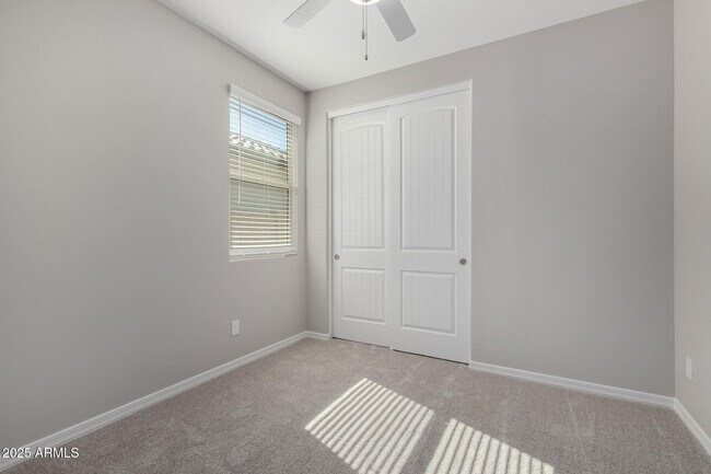 Building Photo - 24080 N 162nd Ln