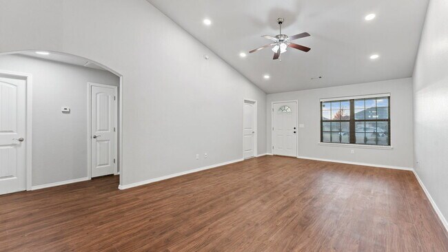 Building Photo - "Delightful 4-Bed Bentonville Haven with C...