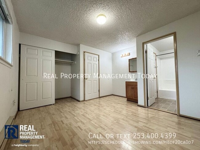 Building Photo - 4016 S Puget Sound Ave