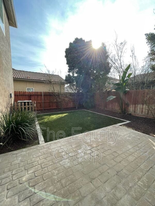 Building Photo - 3237 Winslow St