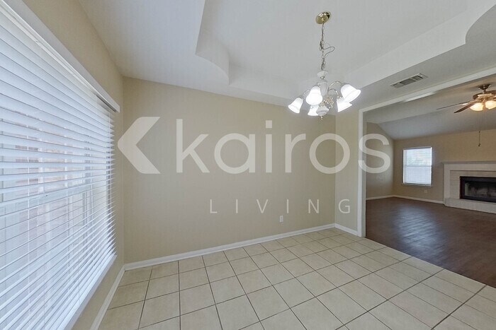 Building Photo - 404 Ali Dr