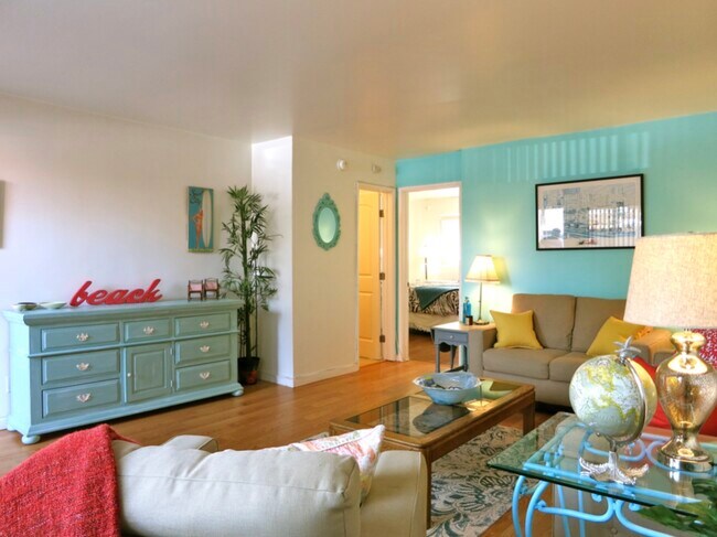 Building Photo - 43 23rd Ave