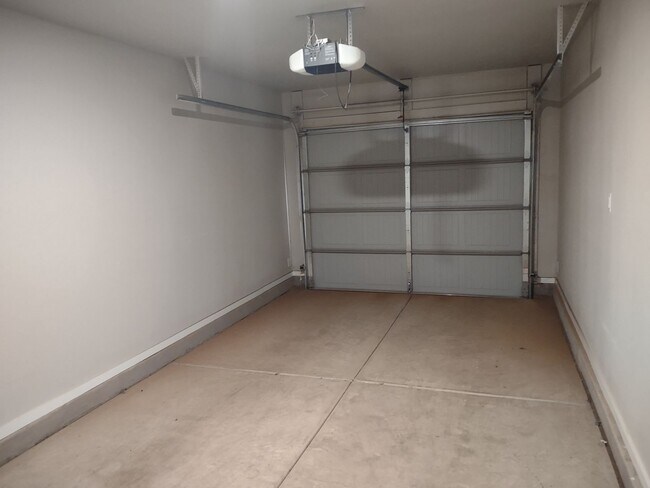 Building Photo - 2120 N Avenue J