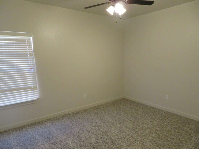 Building Photo - Beautiful Home Located Near Texas Tech University!