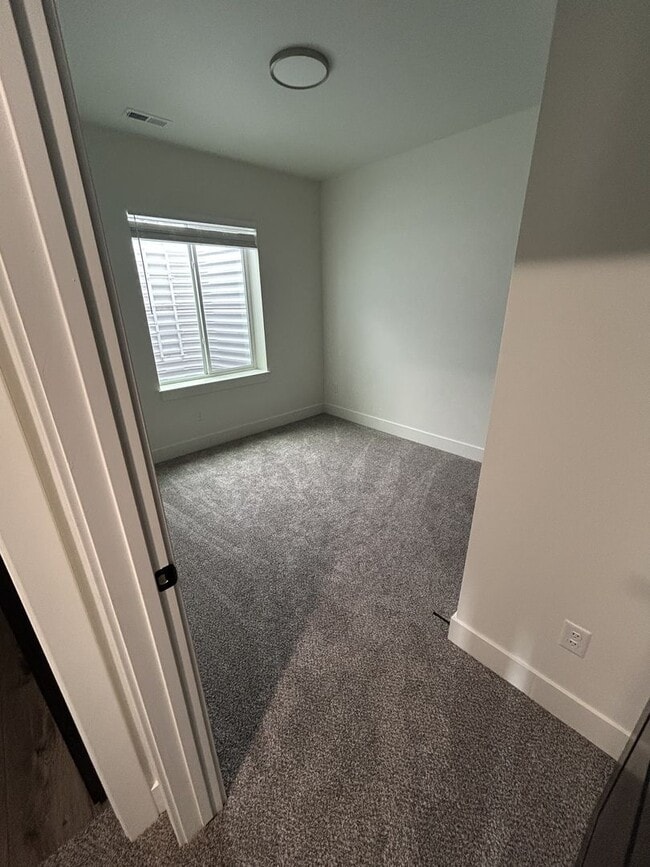 Building Photo - Cutler House