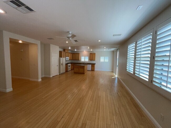Building Photo - 6043 Eganridge Ct