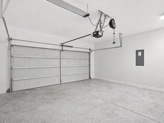 Building Photo - 462 Fenwick Dr