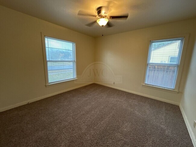 Building Photo - 1206 Culp Ave