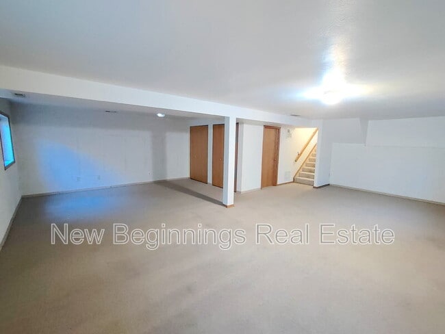 Building Photo - 2125 Sather Dr