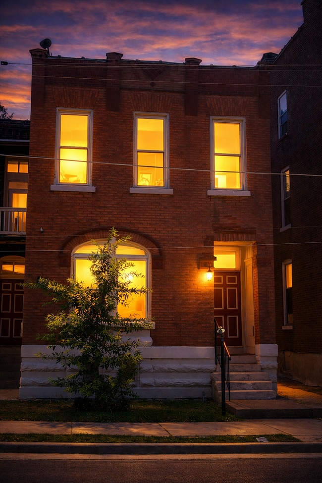 Building Photo - Winnebago Wonder: Spacious Living with Charm & Comfort!