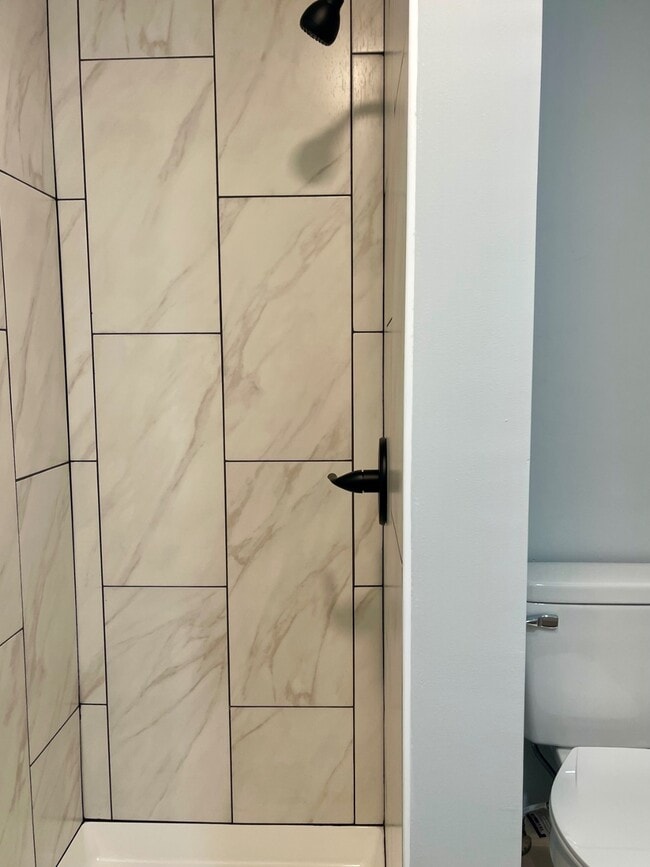 Building Photo - 43-45-45 N Broad St